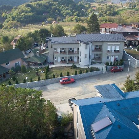 Apartamento Simica Cose Vrdnik Exterior foto