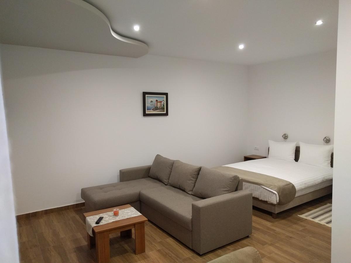 Apartamento Simica Cose Vrdnik Exterior foto