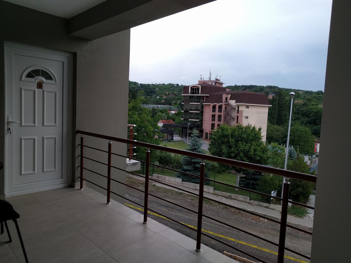Apartamento Simica Cose Vrdnik Exterior foto