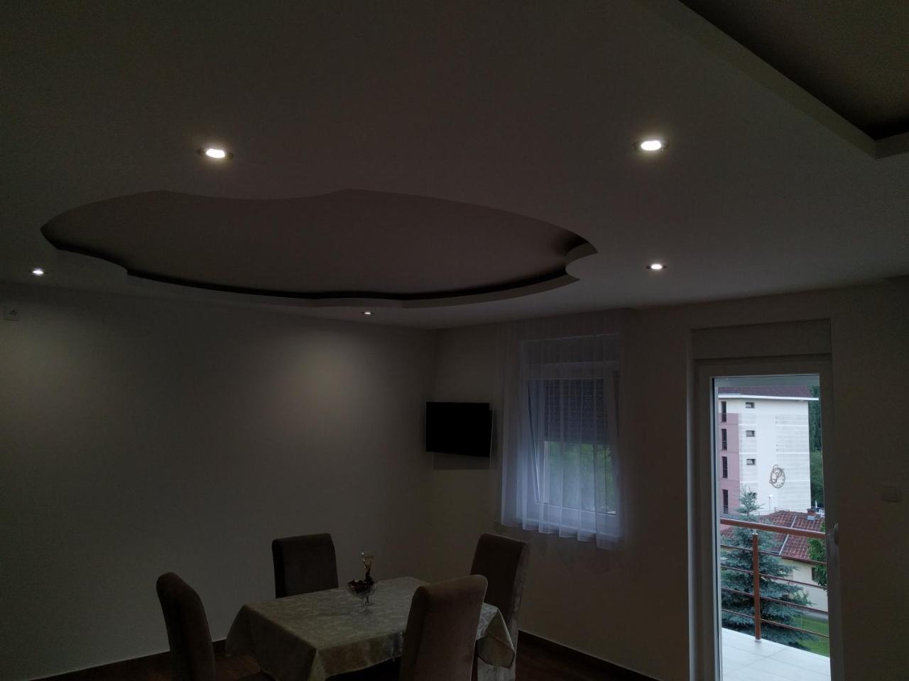 Apartamento Simica Cose Vrdnik Exterior foto