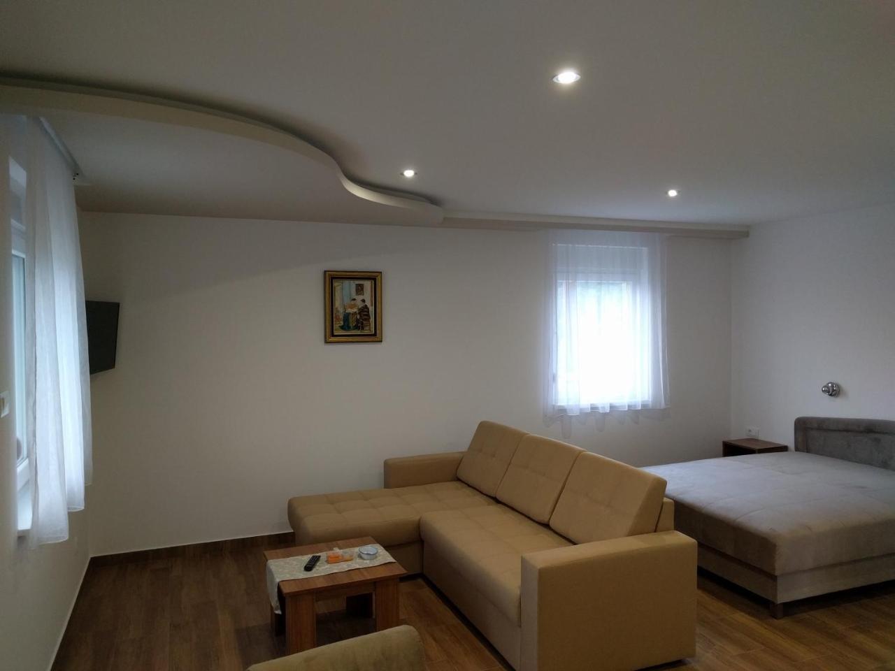 Apartamento Simica Cose Vrdnik Exterior foto